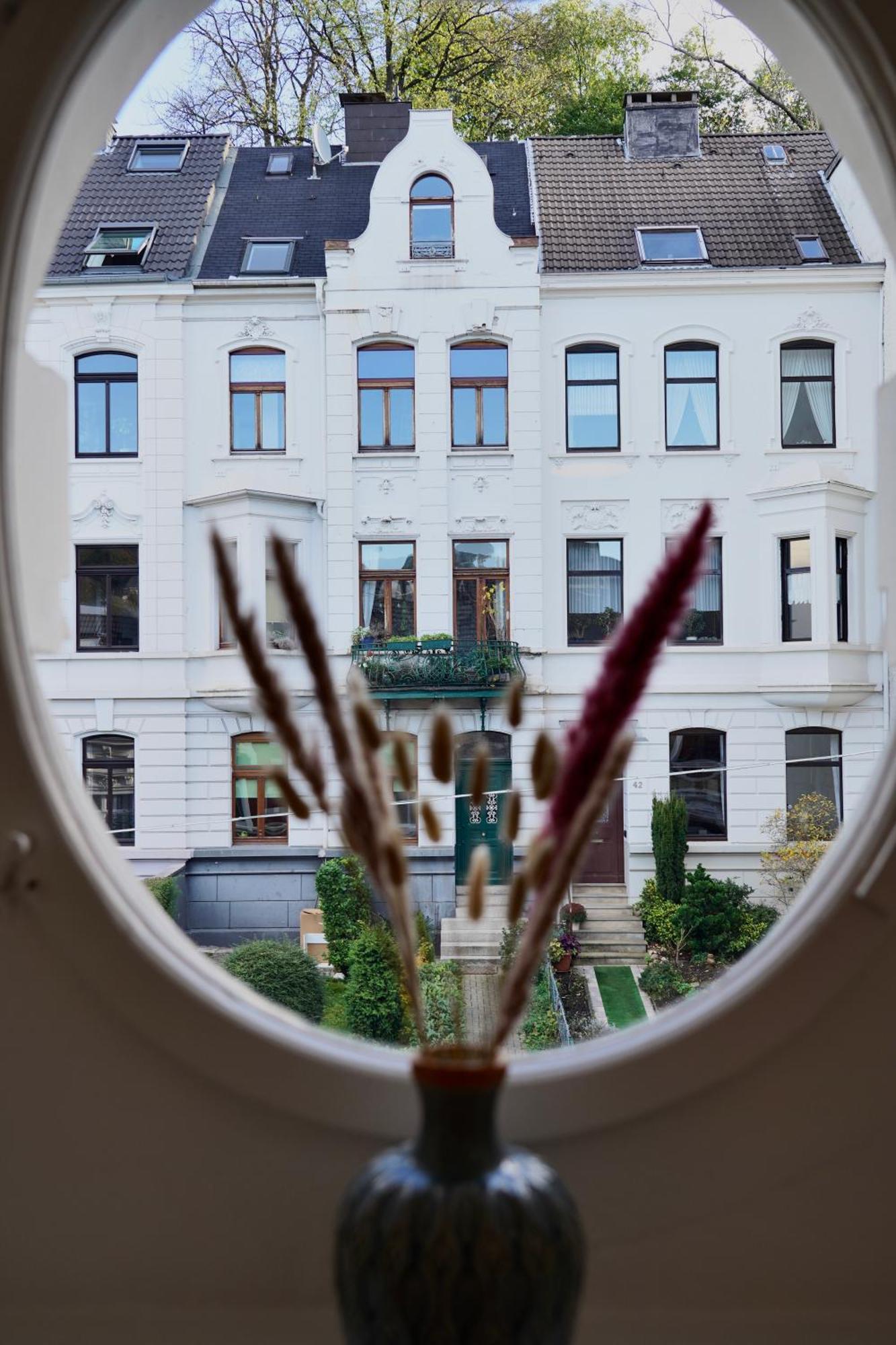 Apartment Luxurioeses Altbau Im Szenenviertel Wuppertal